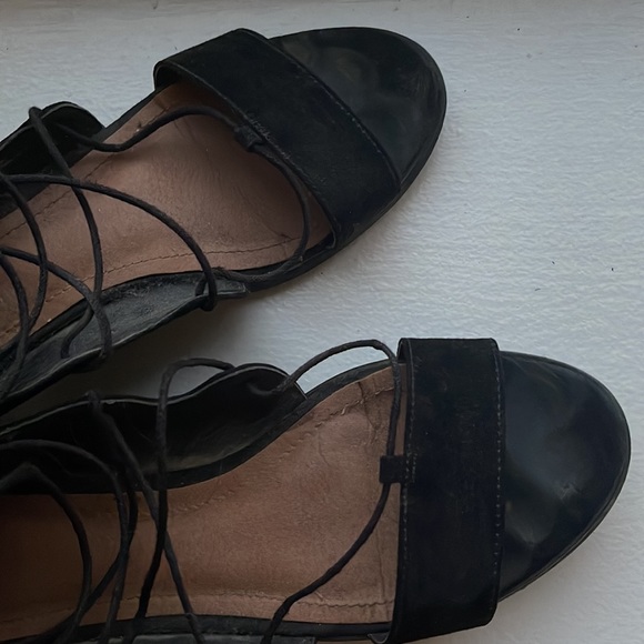 H&M Knee high lace up black suede gladiators - Picture 7 of 11